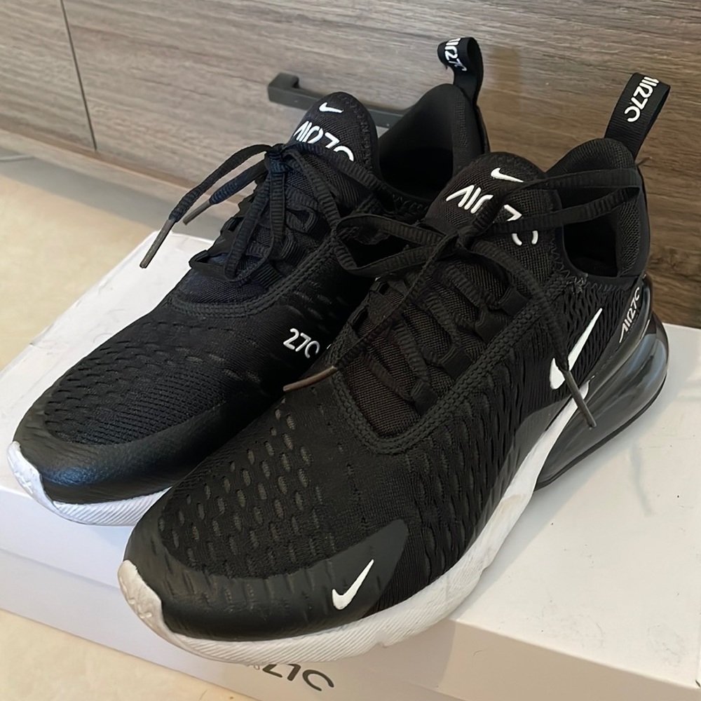 Nike air 270 sneakers (black/white)